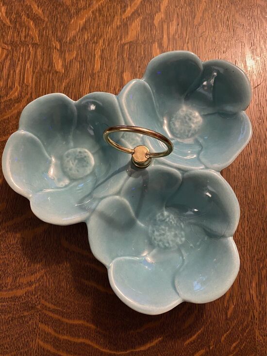 California Usa Pottery Other - Vintage Teal Blue California Pottery 502 Divided Flower Dish Center Gold Handle